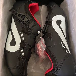 BRAND NEW Peloton Cycling shoes
